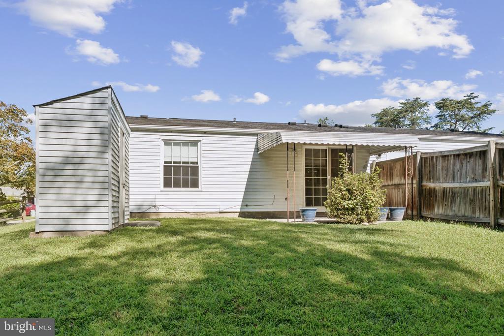 8279 SEBRING COURT