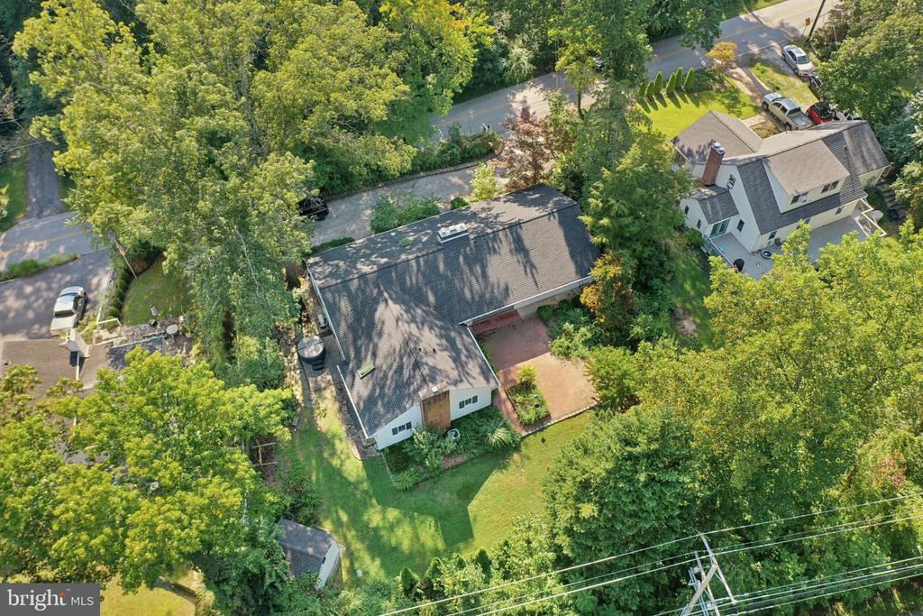 315 OLD COUNTY ROAD