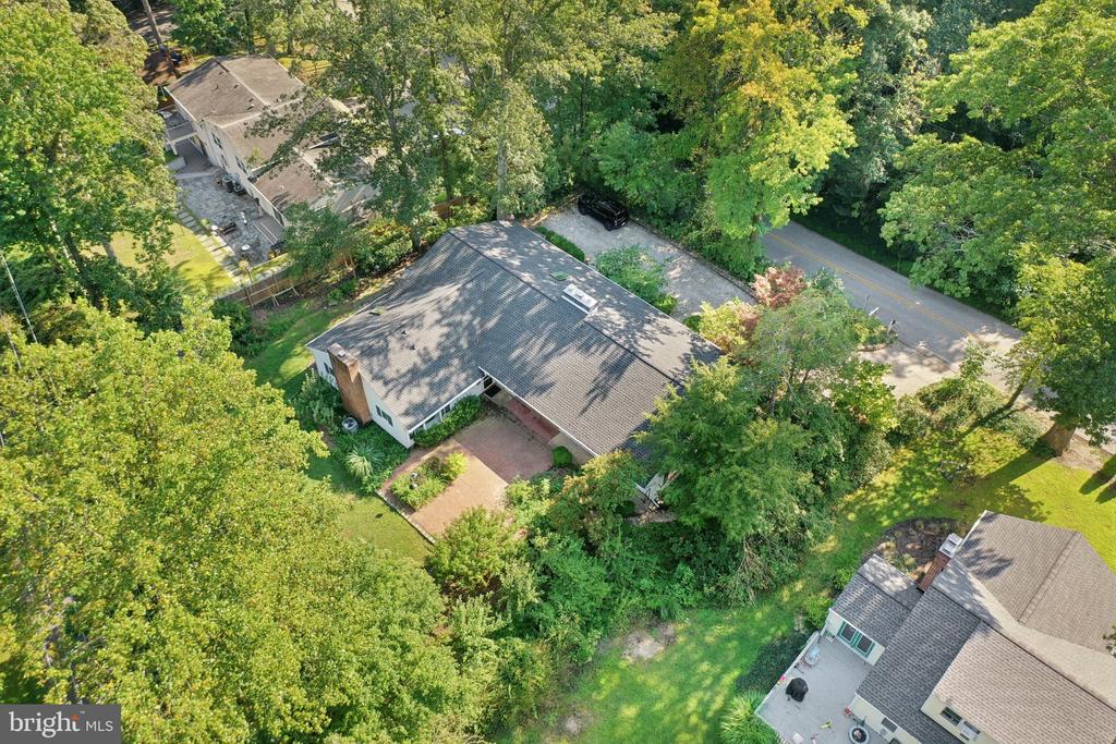 315 OLD COUNTY ROAD