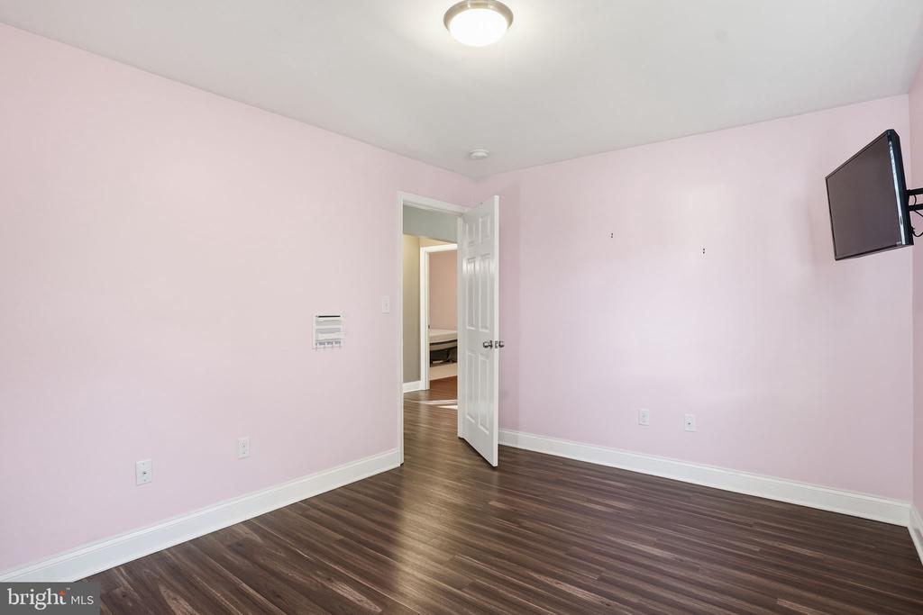 339 BEACH AVENUE