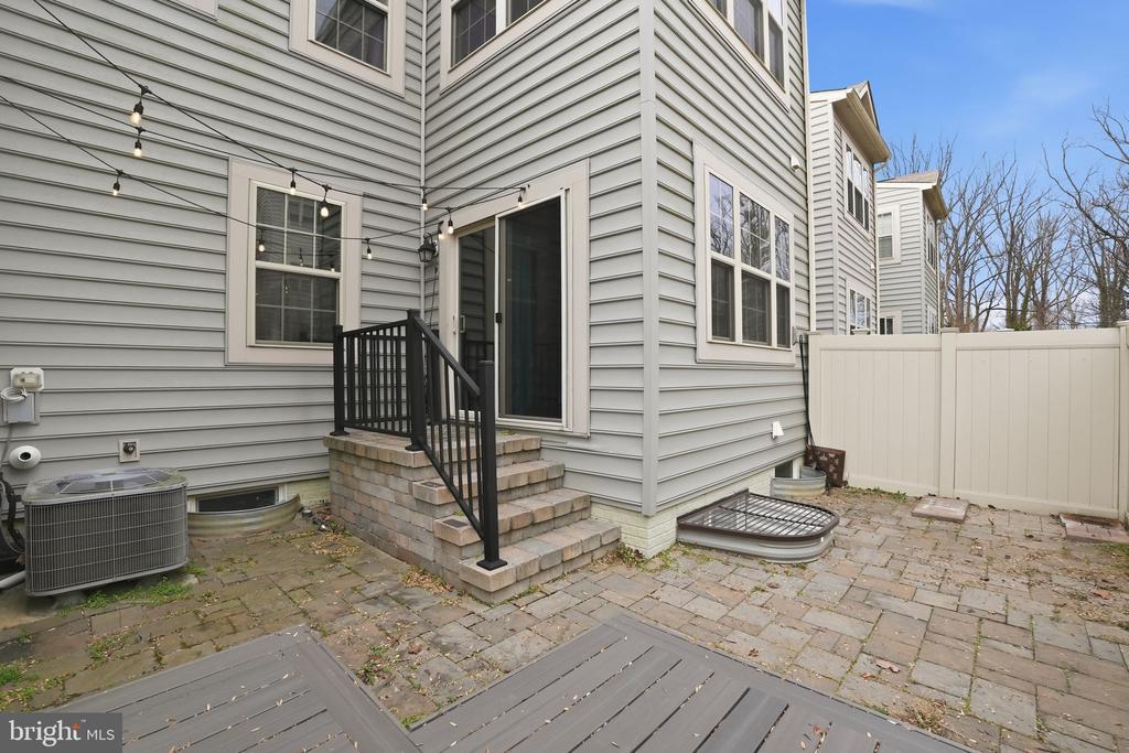 208 ADMIRALS COURT