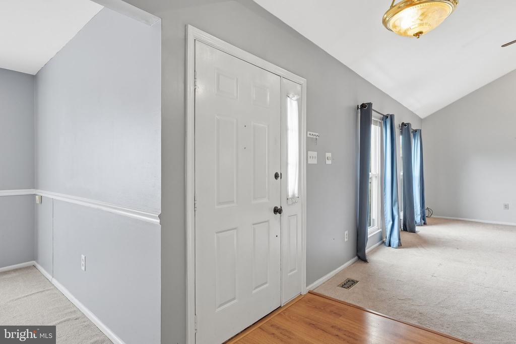 291 TOLSTOY LANE