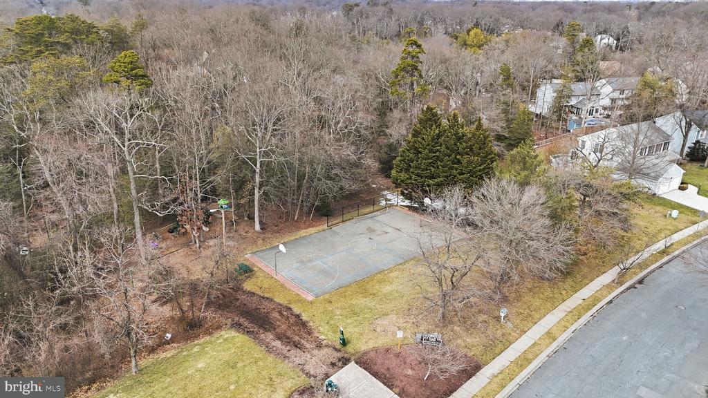 291 TOLSTOY LANE
