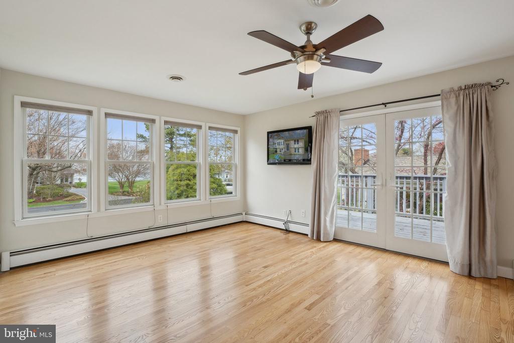 1003 BAYSIDE DRIVE