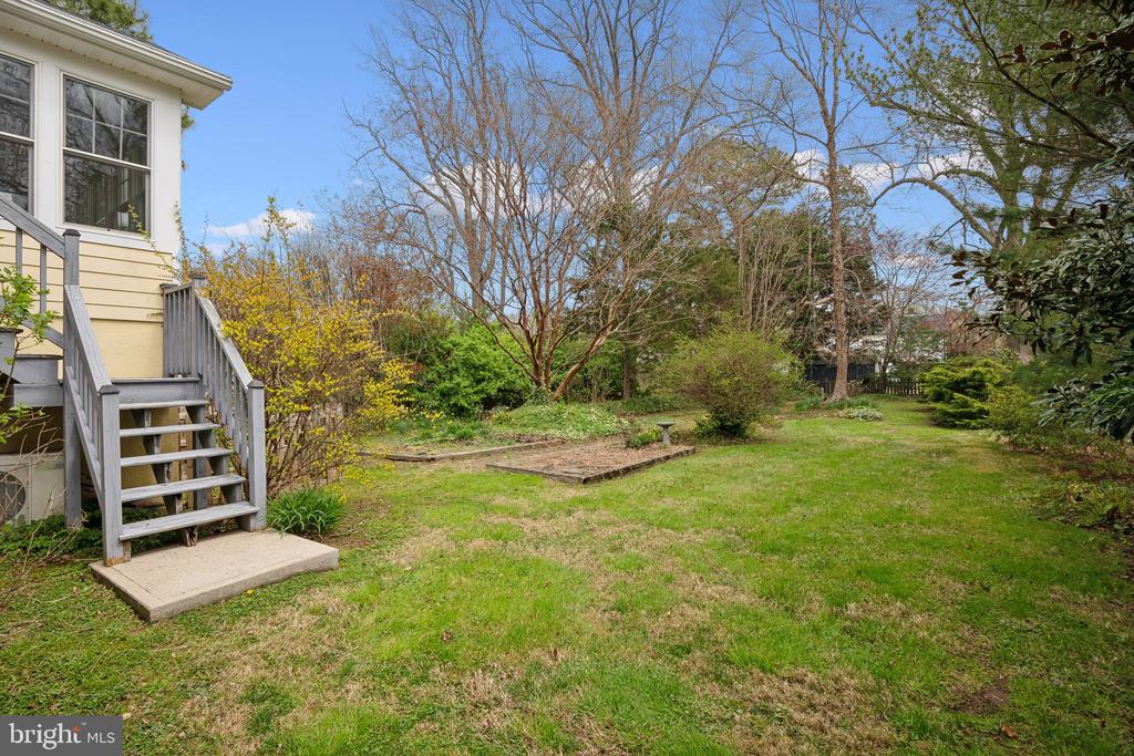 1003 BAYSIDE DRIVE