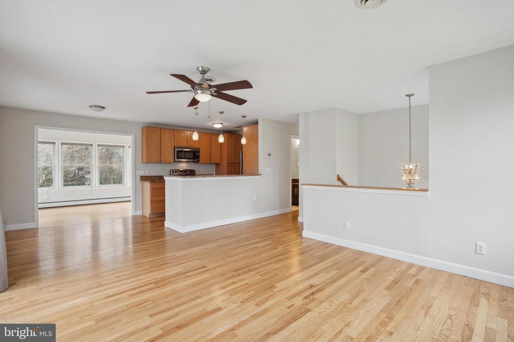 1003 BAYSIDE DRIVE