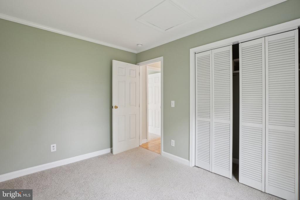 1003 BAYSIDE DRIVE