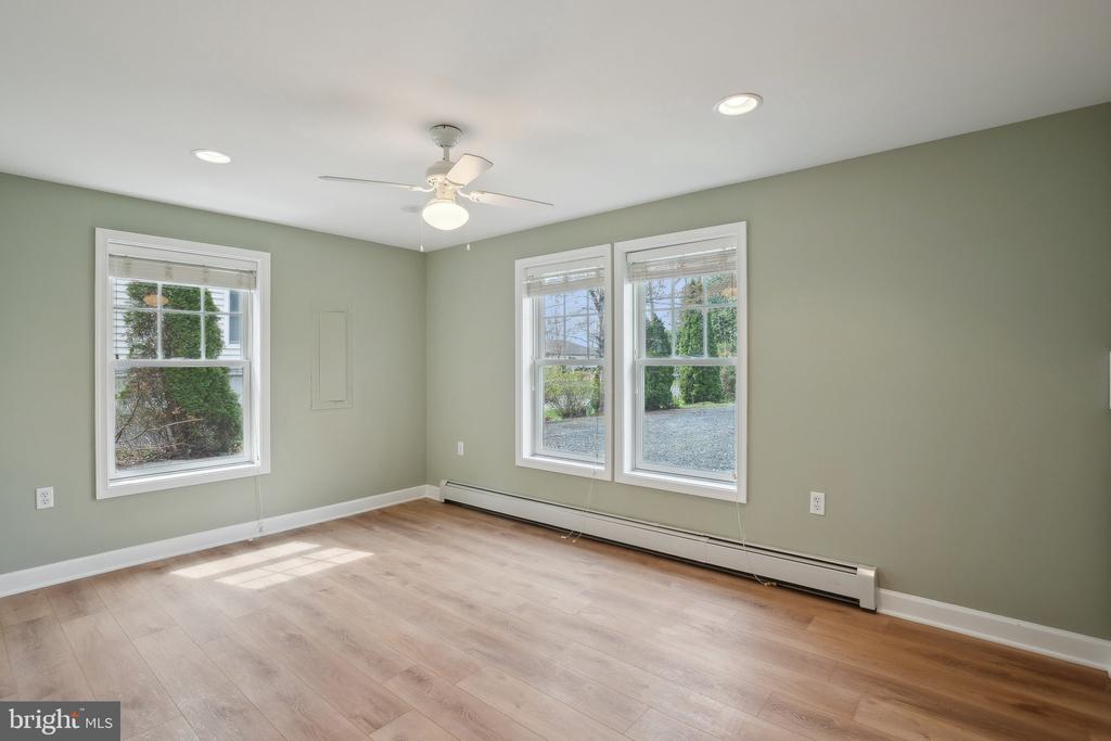 1003 BAYSIDE DRIVE