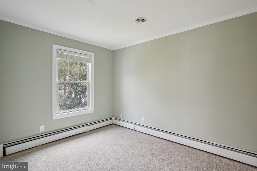 1003 BAYSIDE DRIVE
