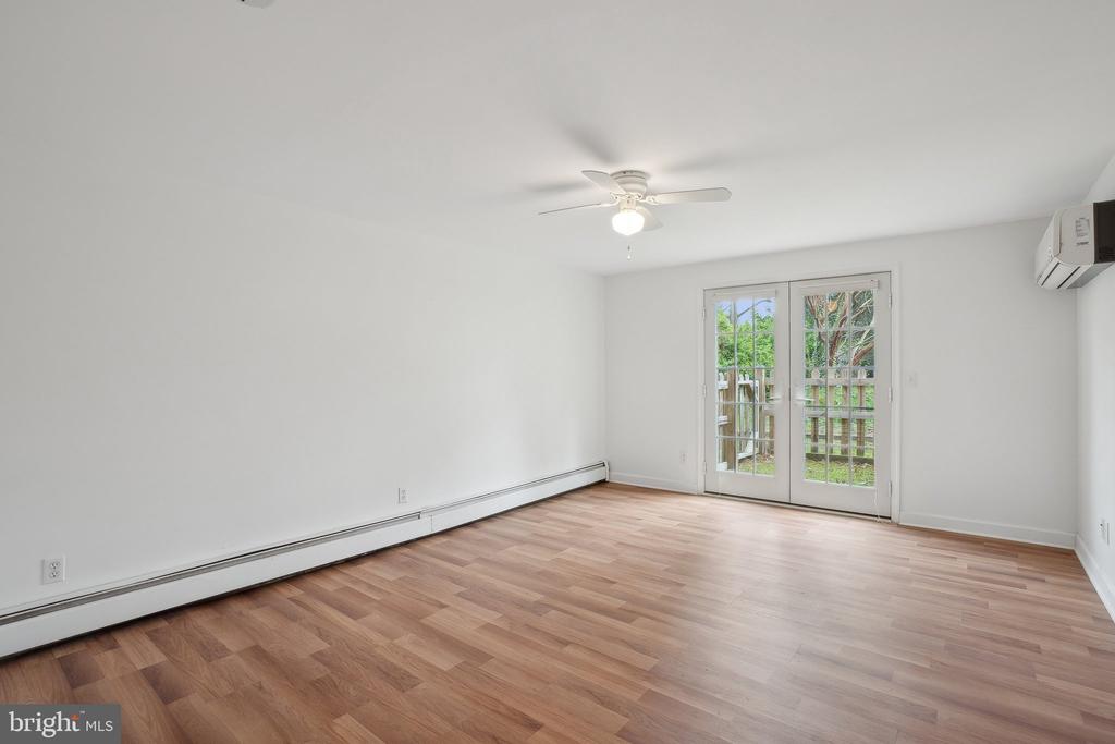 1003 BAYSIDE DRIVE