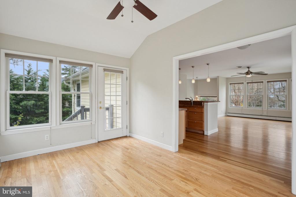 1003 BAYSIDE DRIVE
