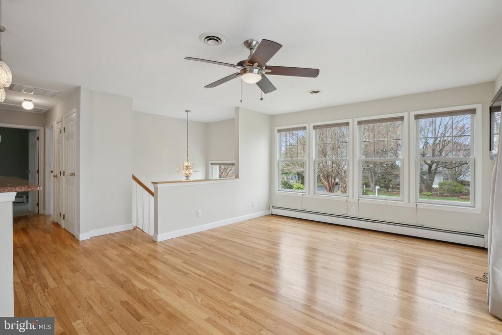 1003 BAYSIDE DRIVE