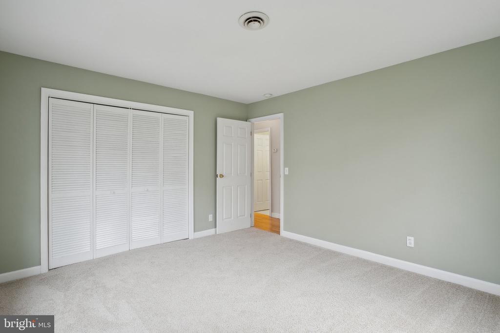 1003 BAYSIDE DRIVE