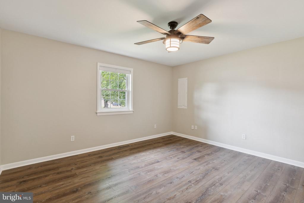 123 NEW JERSEY ROAD
