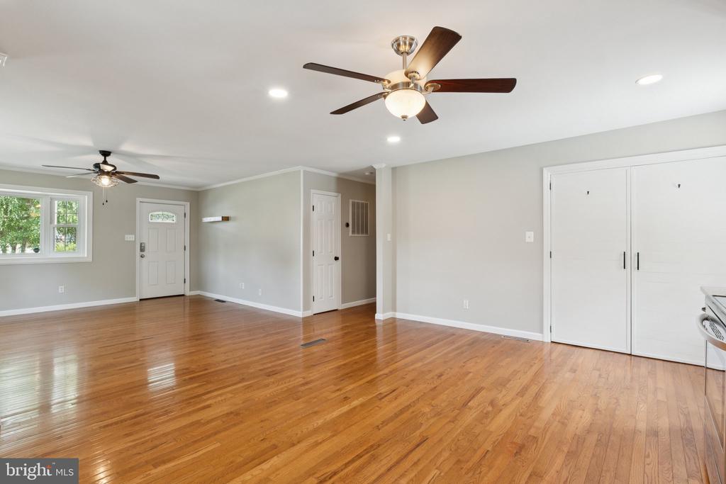 123 NEW JERSEY ROAD