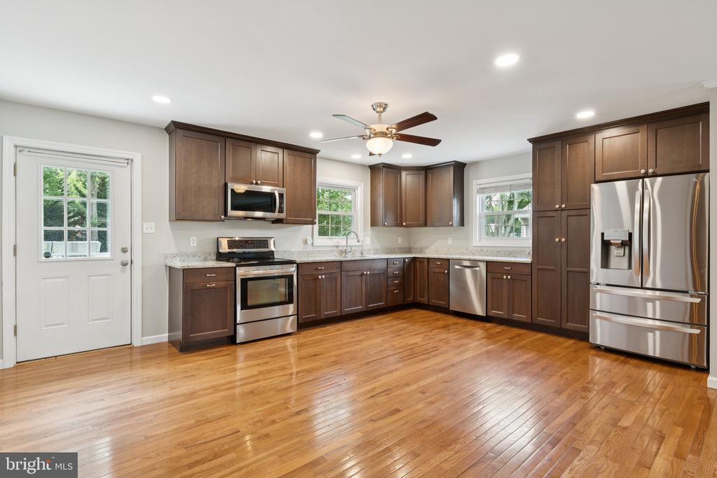 123 NEW JERSEY ROAD