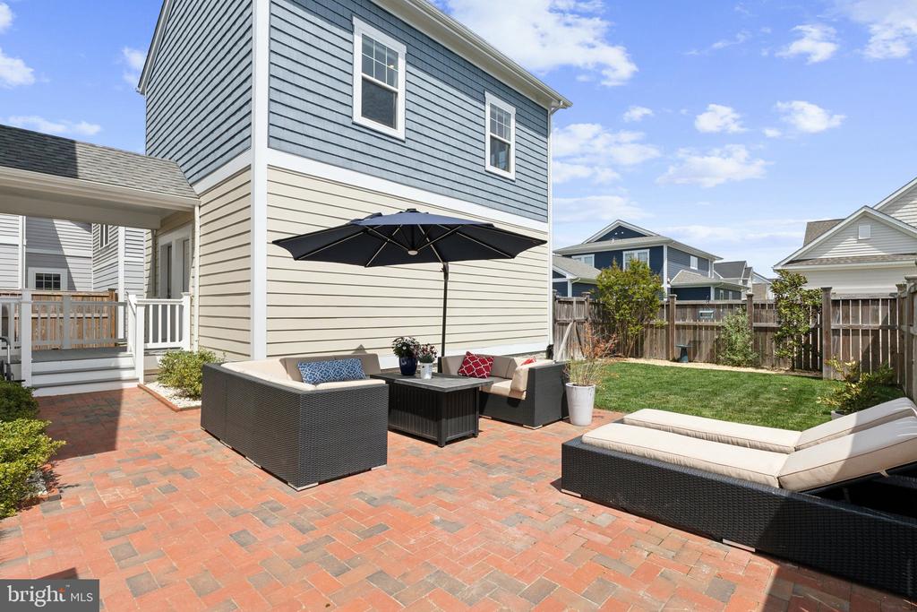 8071 FOX SQUIRREL WAY