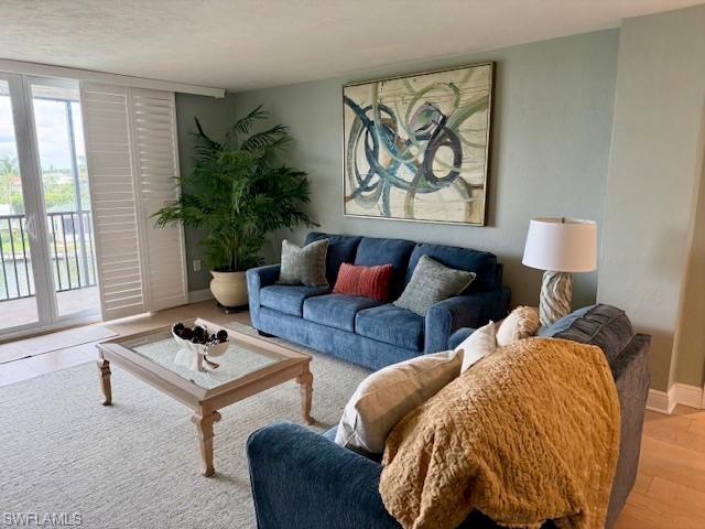 11030 Gulf Shore DR # 401