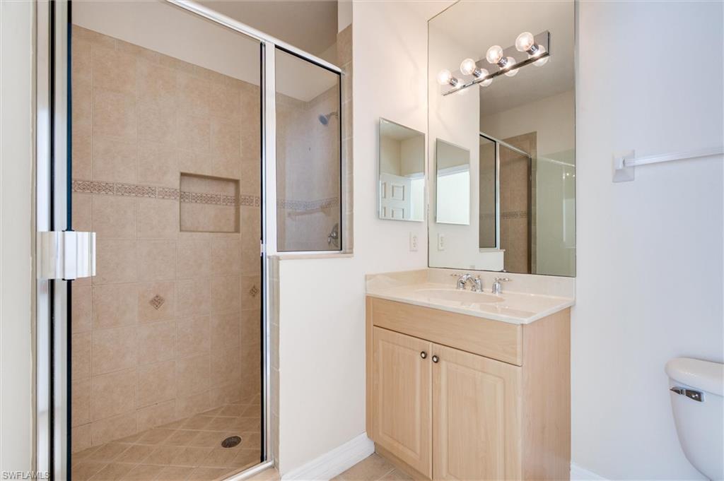 3600 Lansing LOOP # 103