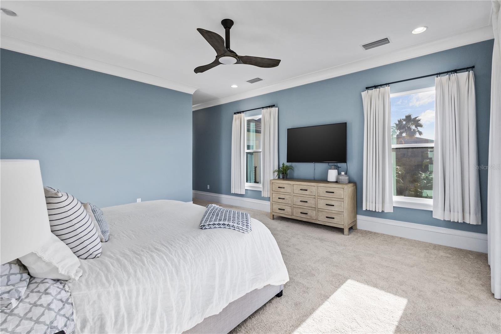 450 MUIRFIELD LOOP