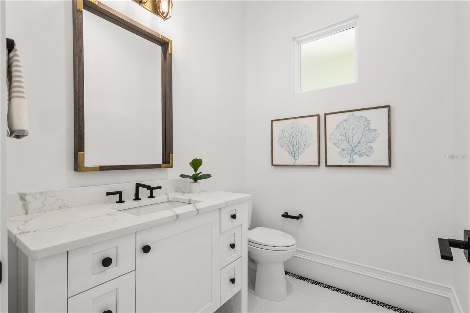 450 MUIRFIELD LOOP