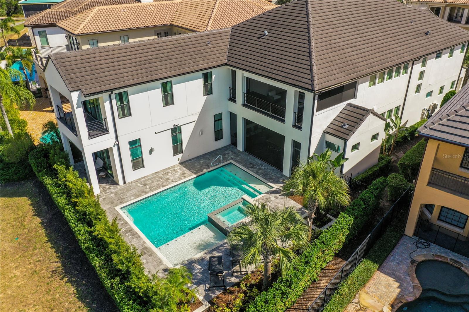 450 MUIRFIELD LOOP