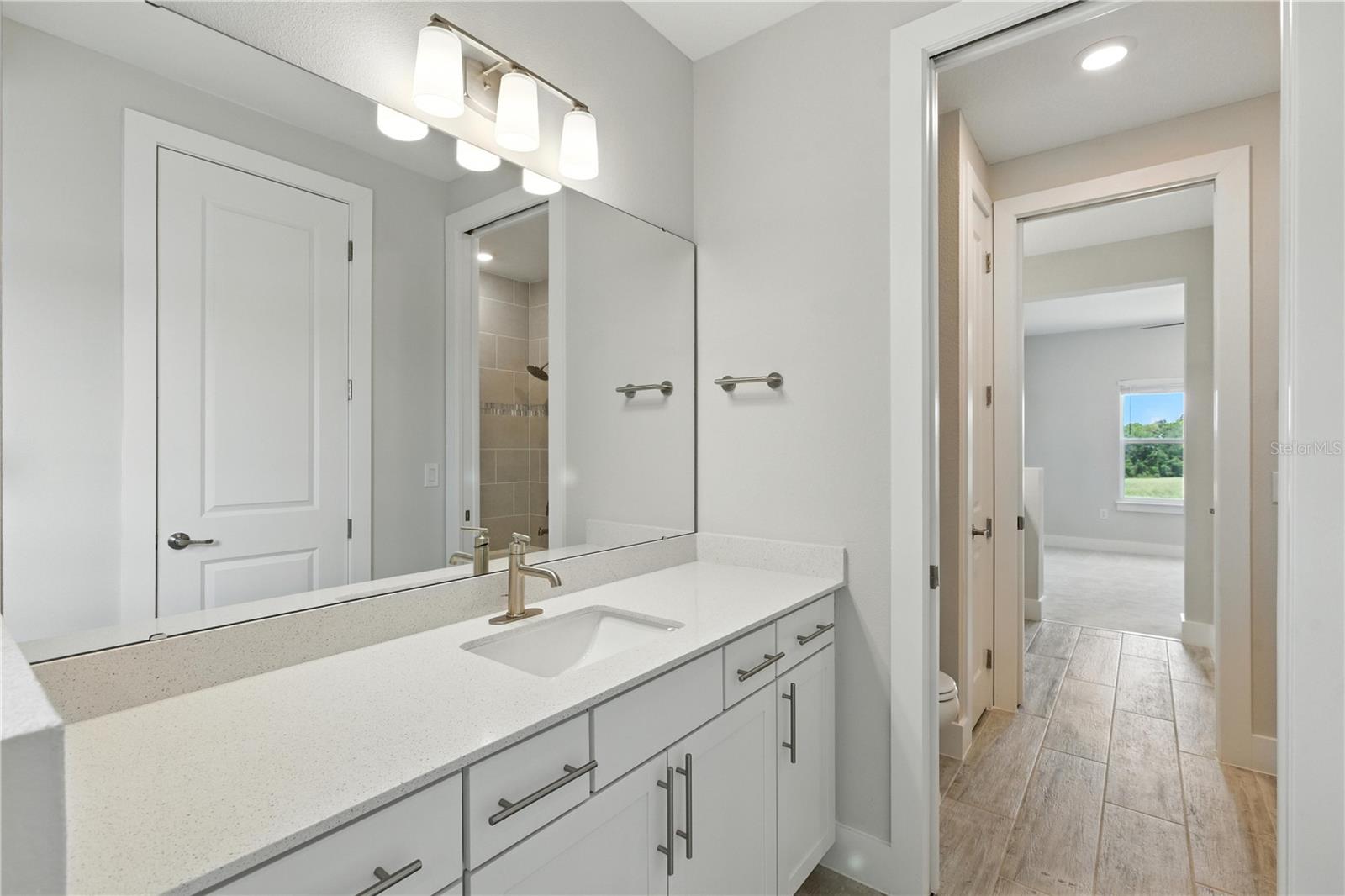 3198 SAILING PIER AVE