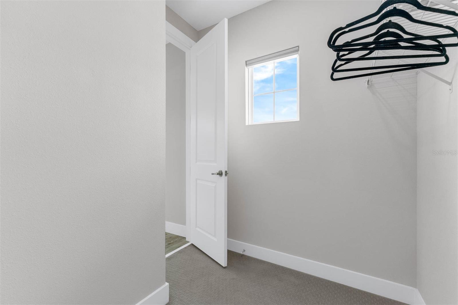 3198 SAILING PIER AVE