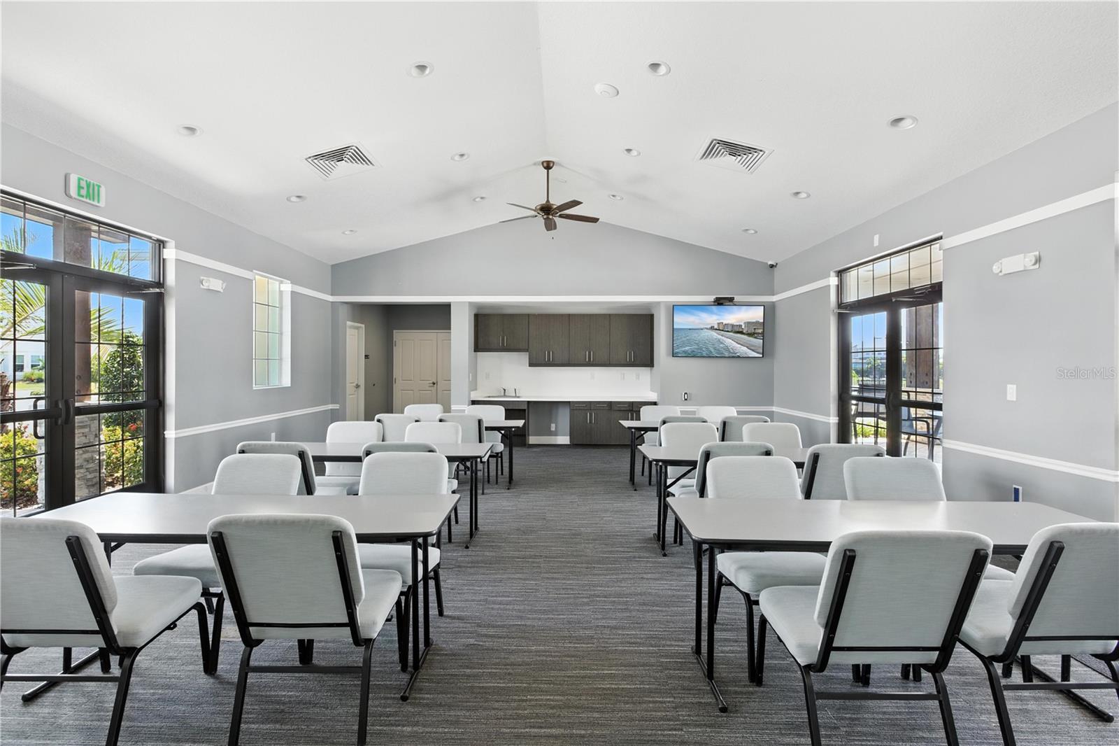 3198 SAILING PIER AVE