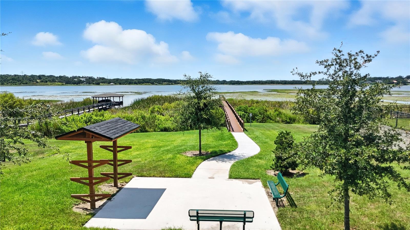 3198 SAILING PIER AVE