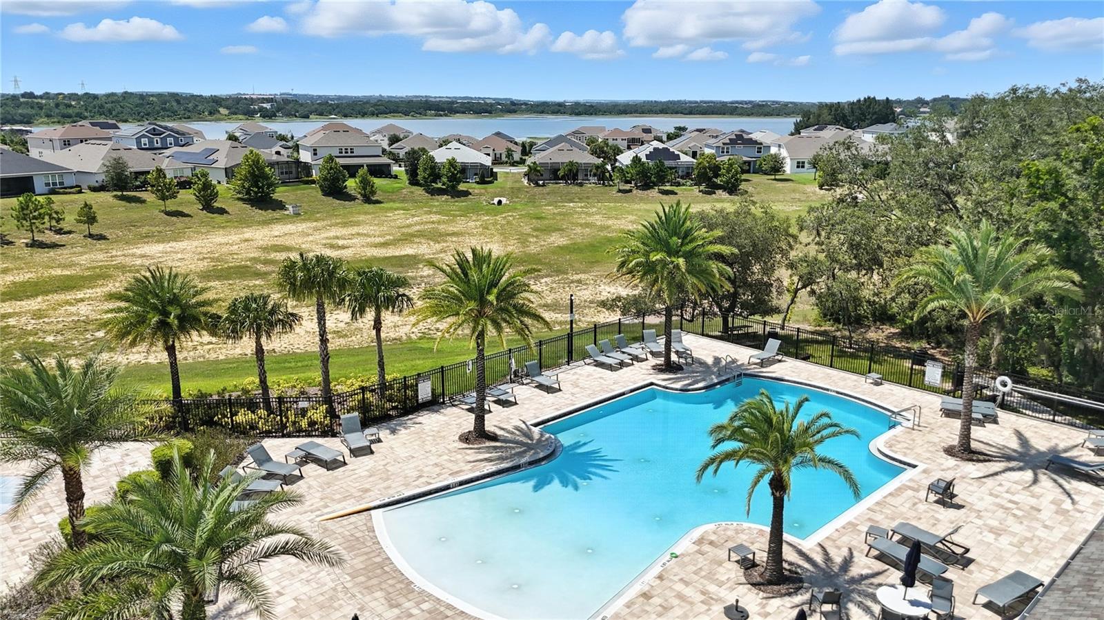 3198 SAILING PIER AVE