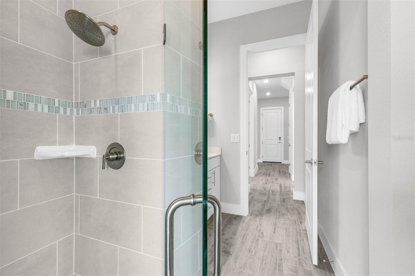 3198 SAILING PIER AVE