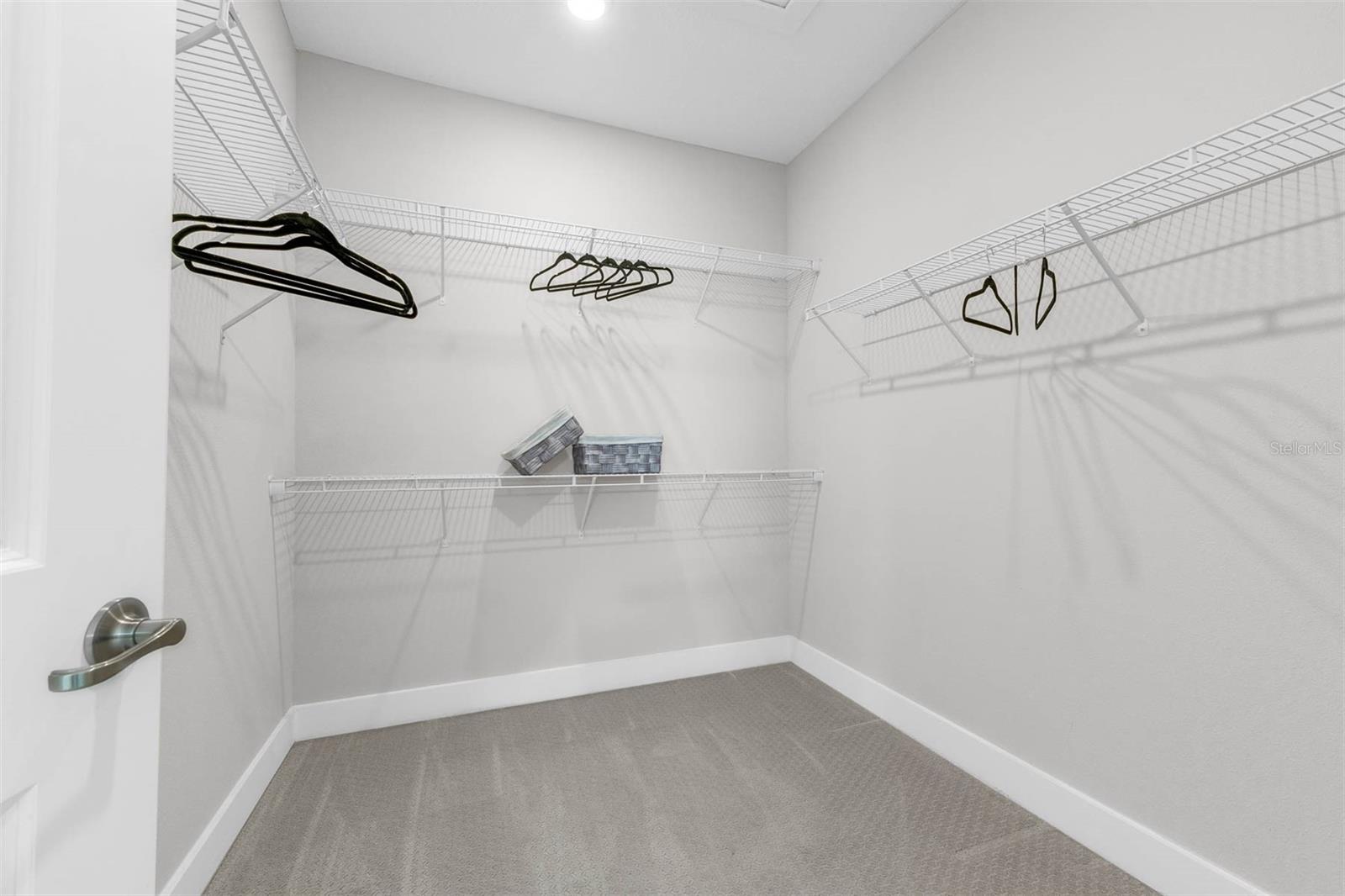 3198 SAILING PIER AVE