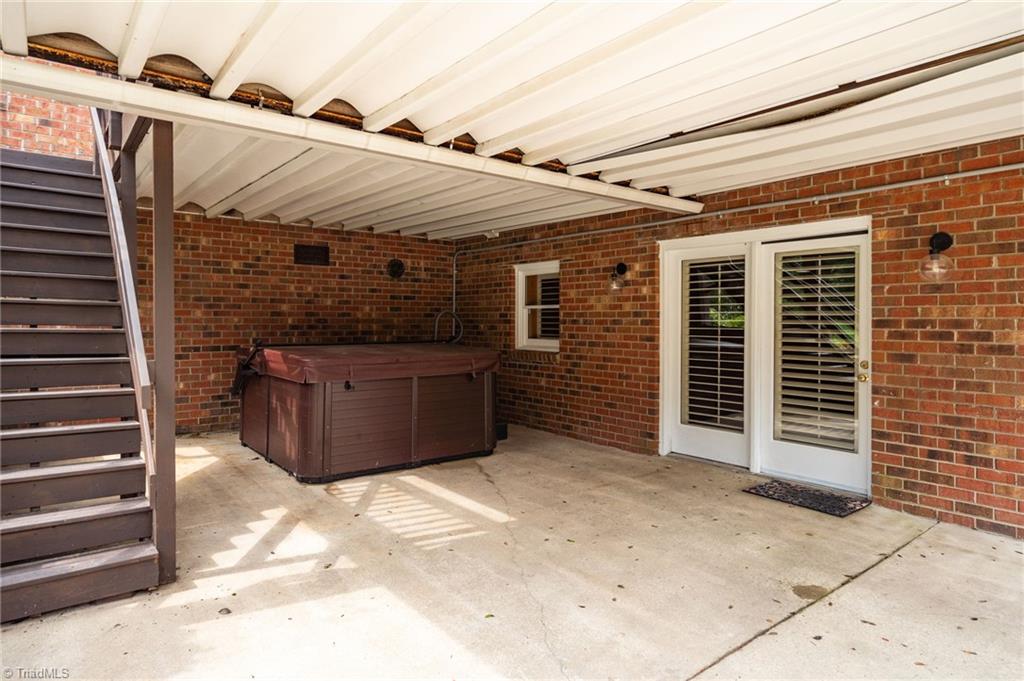 283 Adolina Avenue