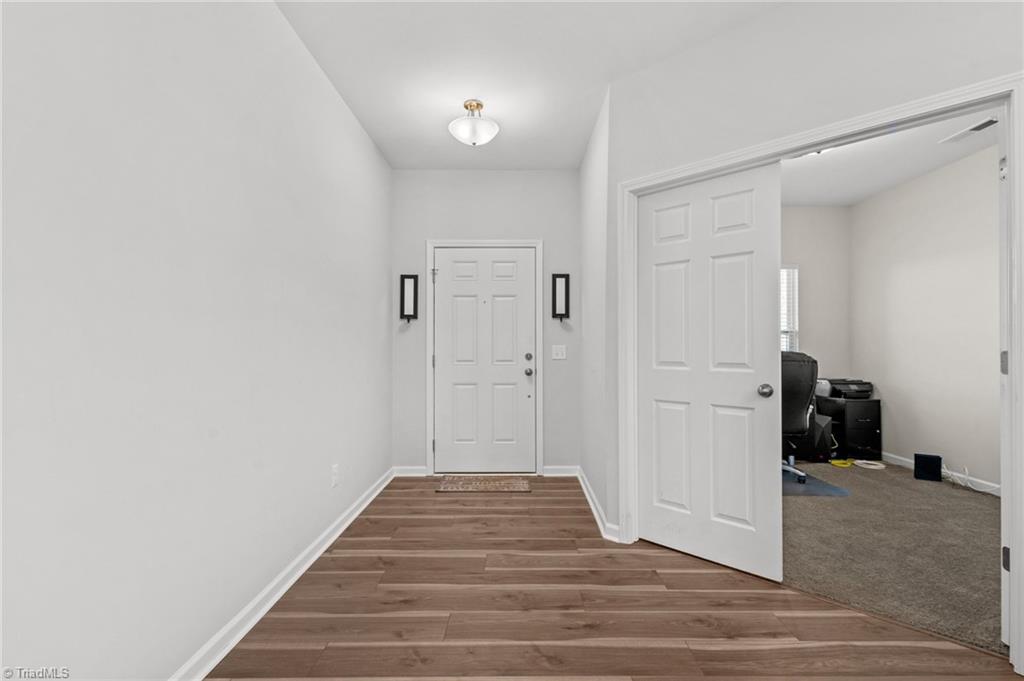 907 Walkertown Guthrie Road, Winston-Salem