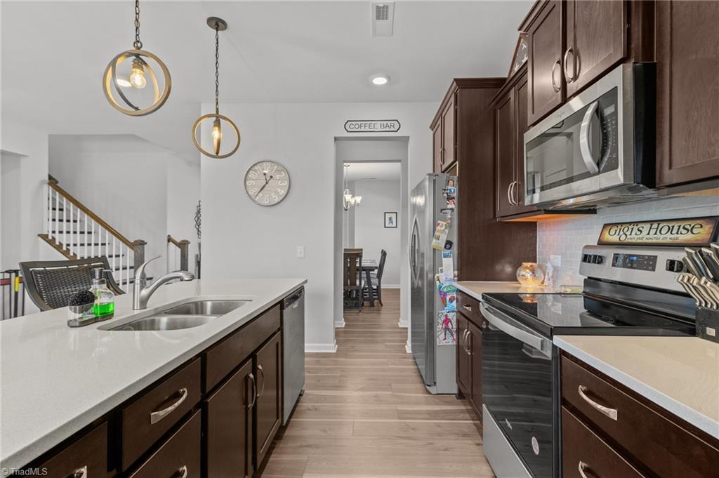 907 Walkertown Guthrie Road, Winston-Salem