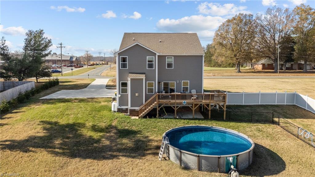 907 Walkertown Guthrie Road, Winston-Salem