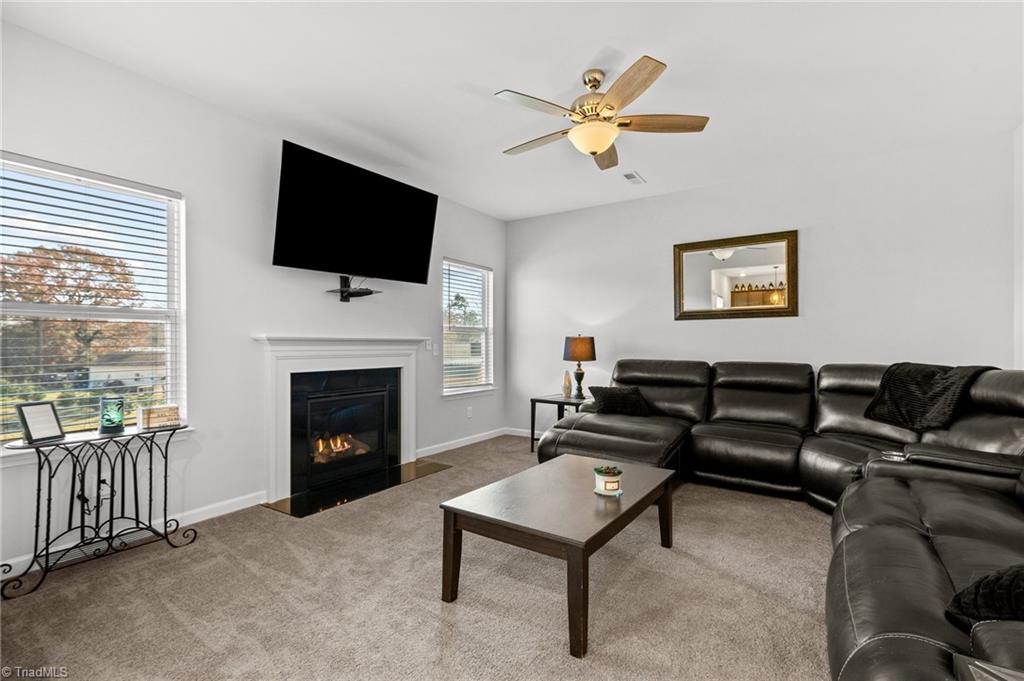 907 Walkertown Guthrie Road, Winston-Salem