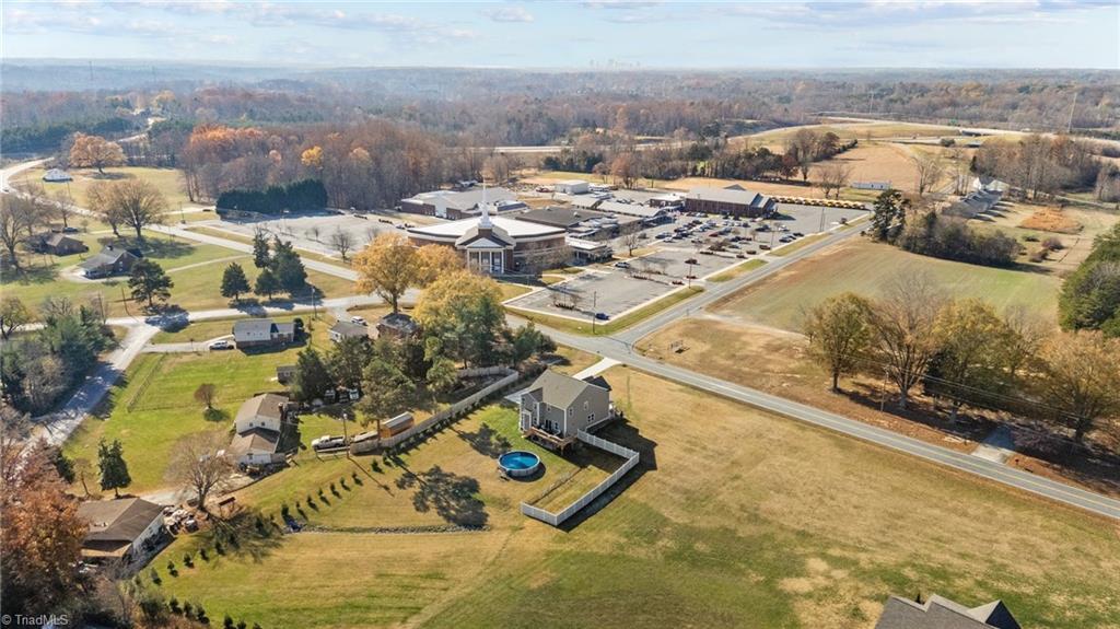 907 Walkertown Guthrie Road, Winston-Salem