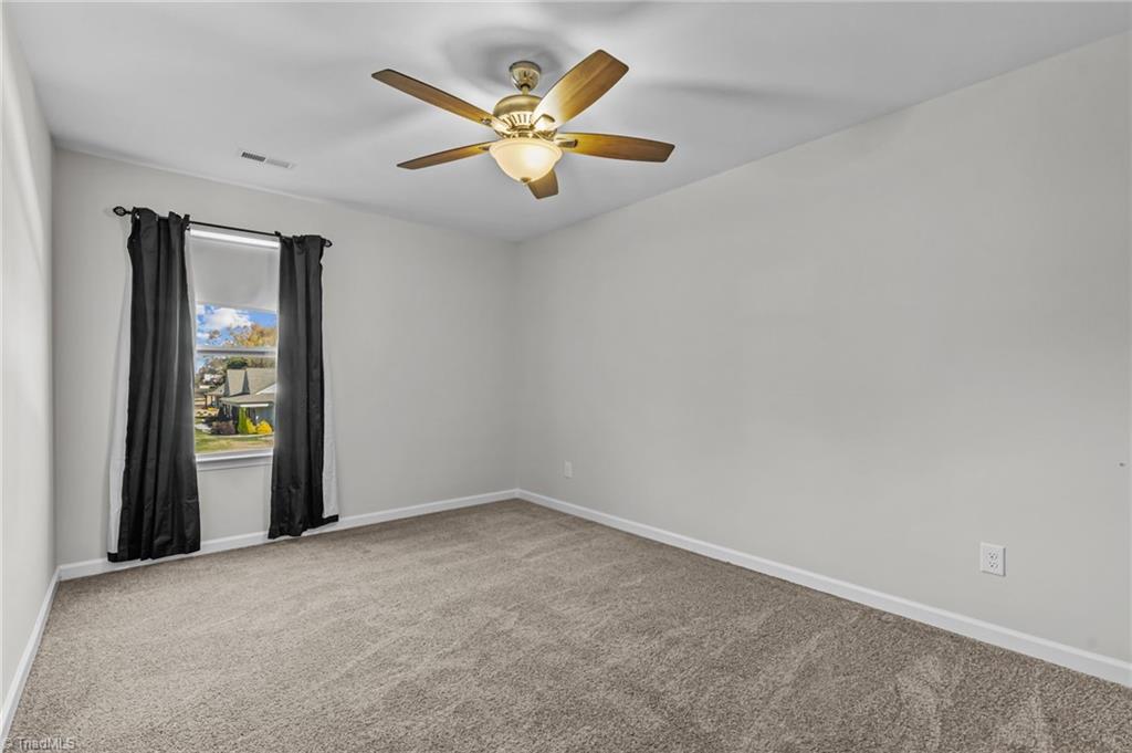 907 Walkertown Guthrie Road, Winston-Salem