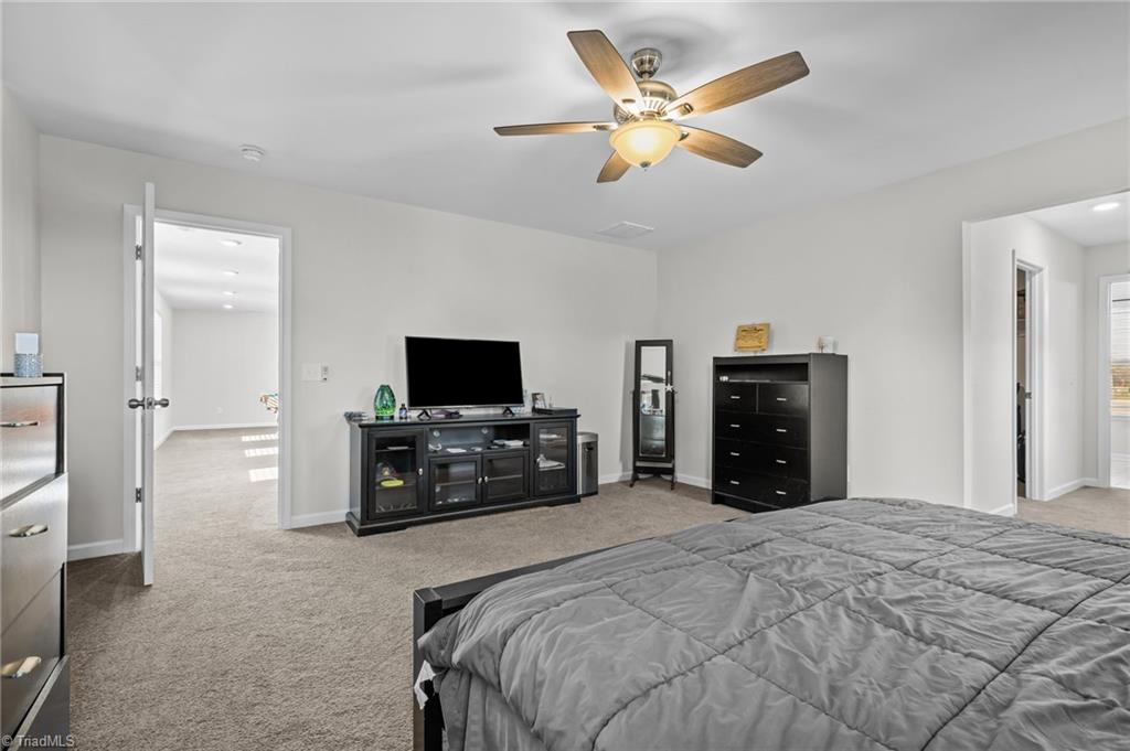 907 Walkertown Guthrie Road, Winston-Salem