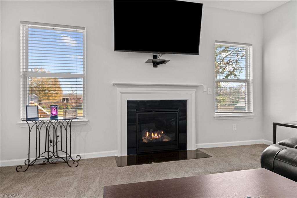 907 Walkertown Guthrie Road, Winston-Salem