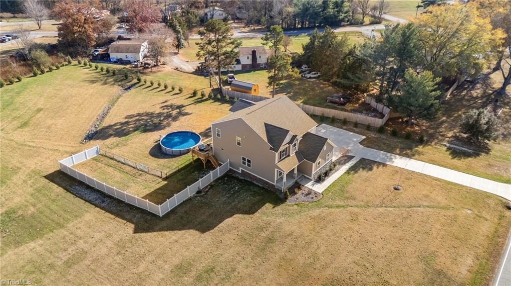 907 Walkertown Guthrie Road, Winston-Salem