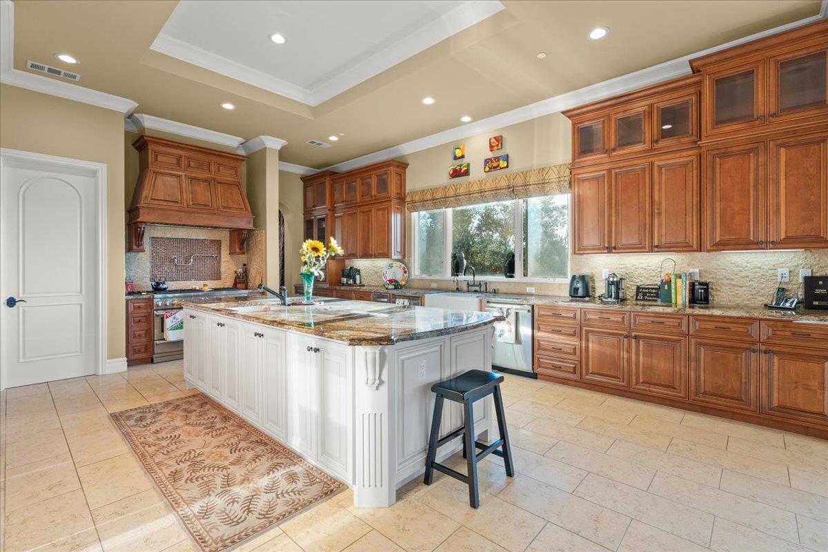 15315 Santella Court