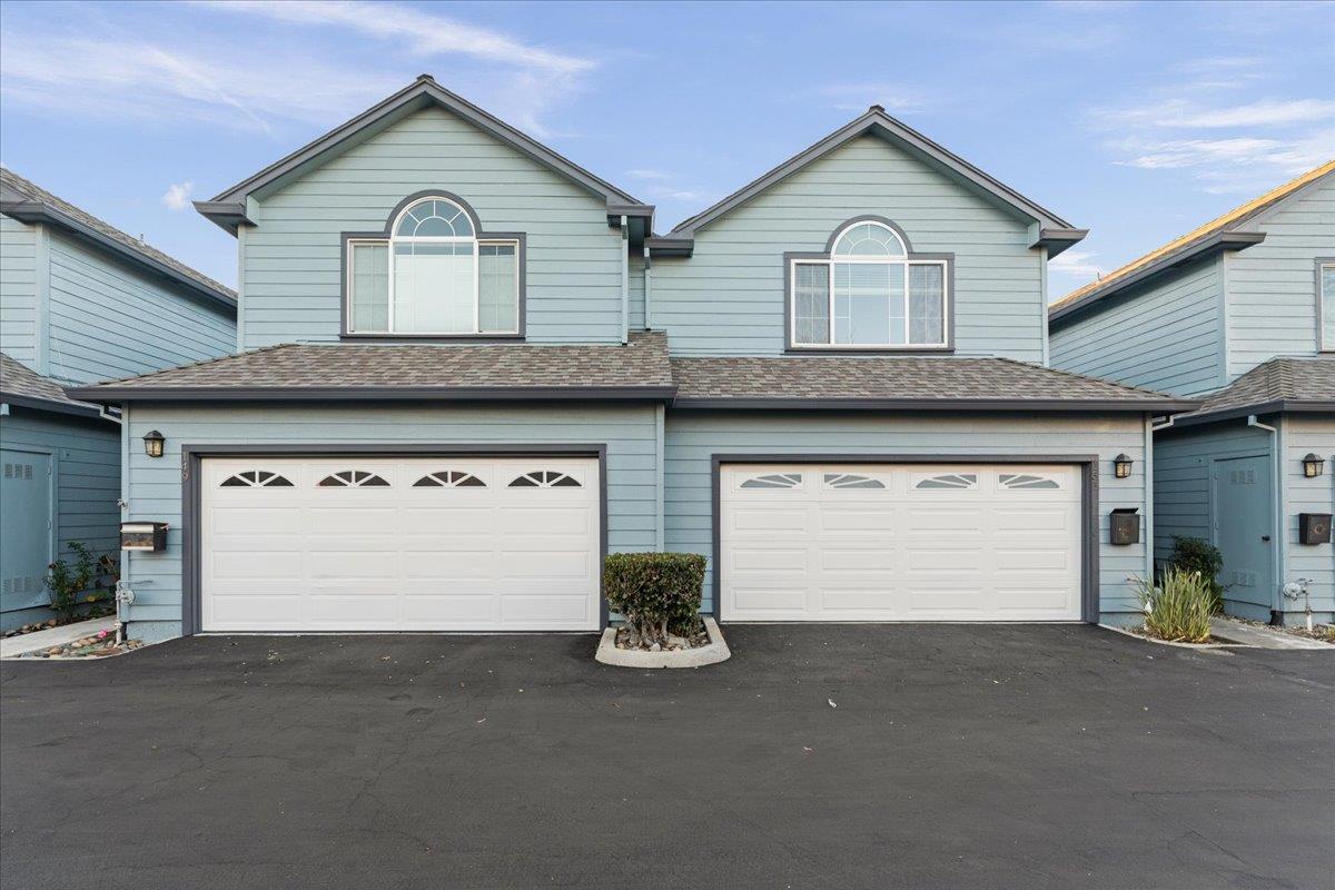 151 Orchard Oak CIR