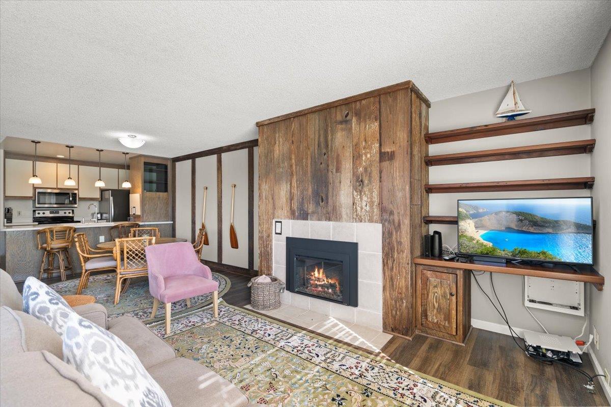 101 Shell DR 211