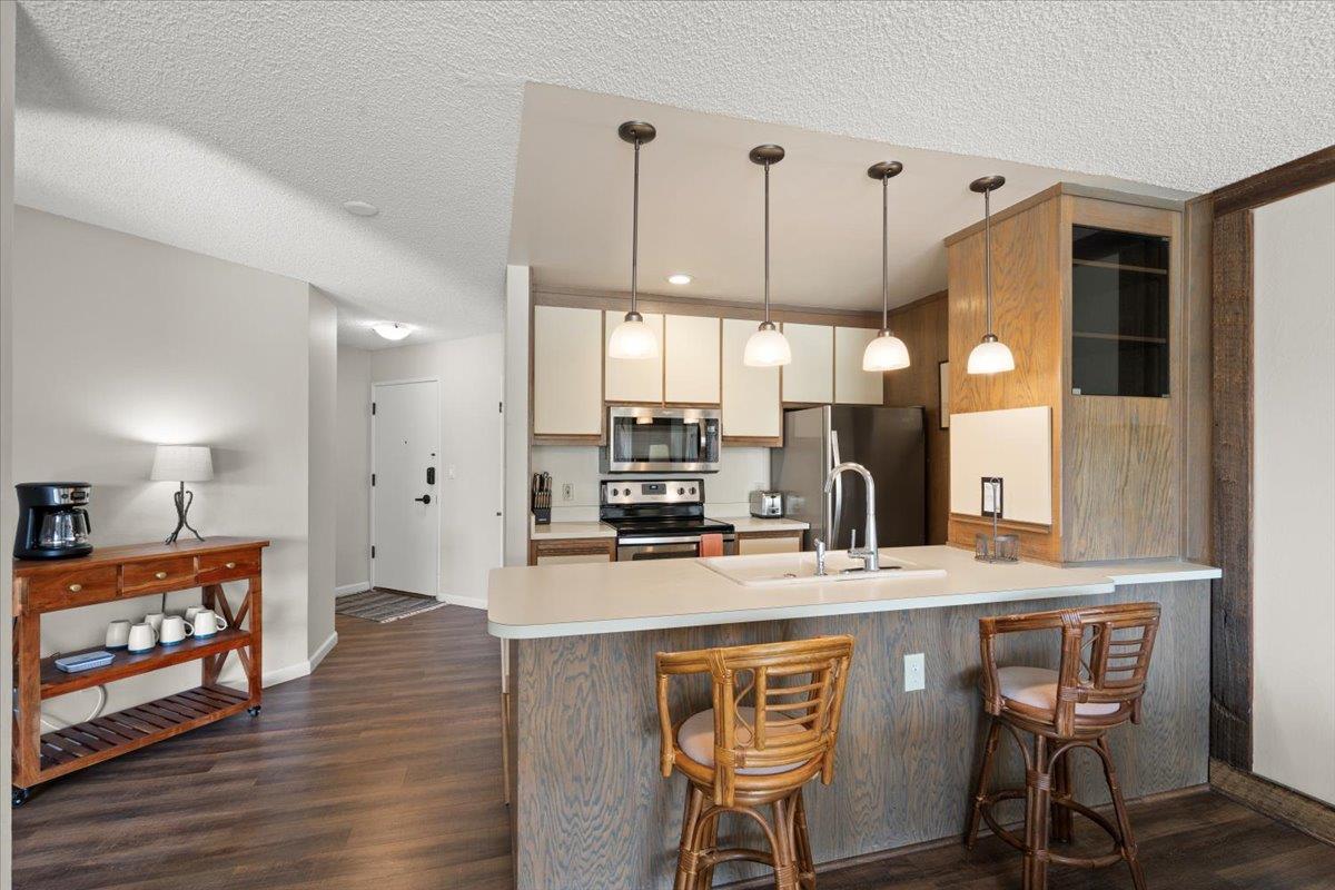 101 Shell DR 211