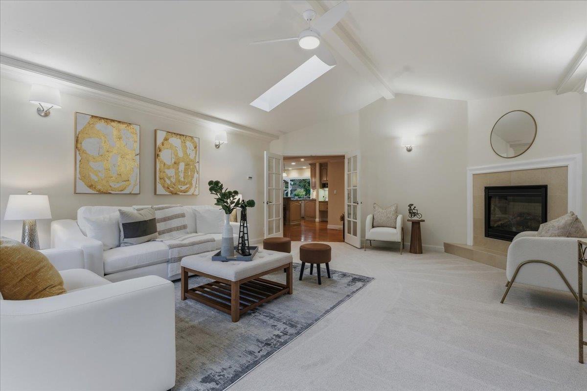 19095 Saratoga Glen Place