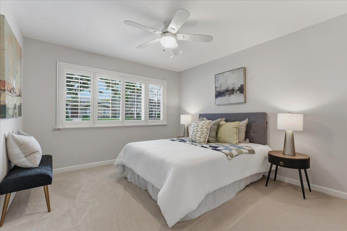 19095 Saratoga Glen Place