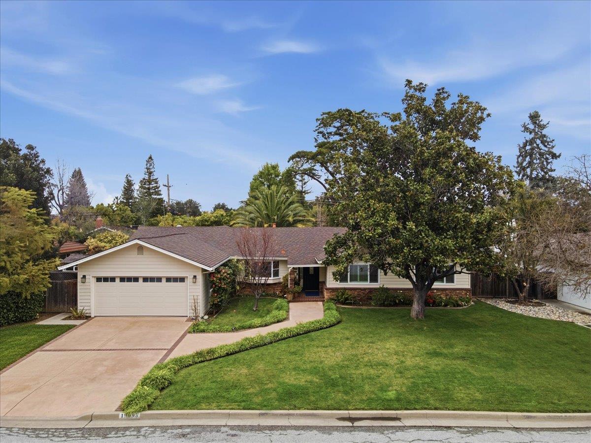 19095 Saratoga Glen Place